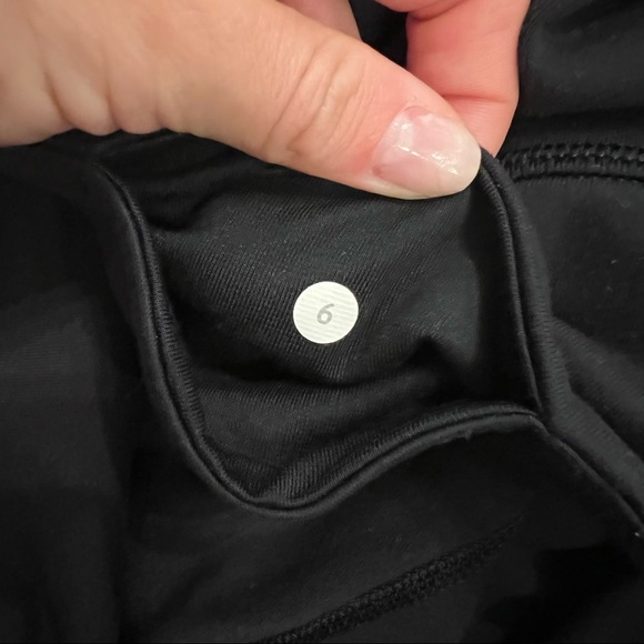 LULULEMON Wunder Under Crop - Picture 10 of 11